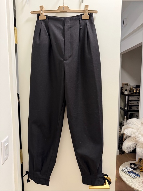 H&M Pants - H&M Black Pleated Dress Pants with Ankle Ties